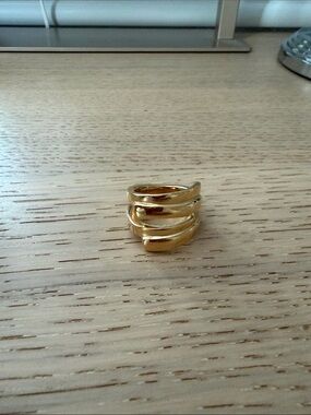 UNO de 50 Gold-Tone Multi-Band Women's Ring